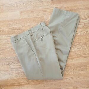 Men's Dockers Flat Front Straight Fit Chino Trousers Size 32 x 31.5